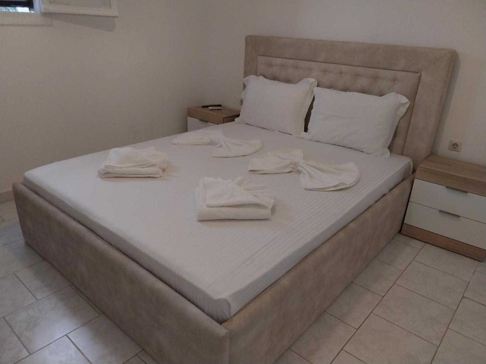 La Krioneri Apartment Parga